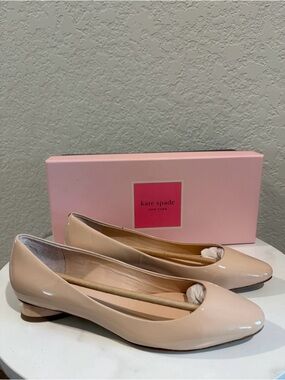 Kate Spade New York Nude Patent Leather Flats Size 6.5 NWT